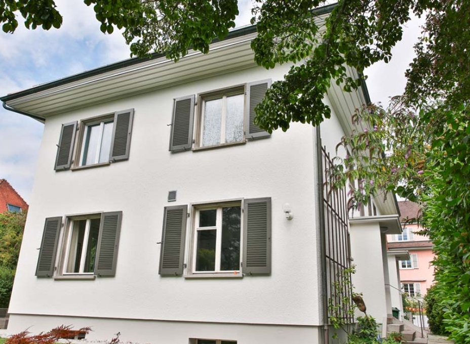 Fassaden Renovation eines Einfamilienhauses in Solothurn Malerei Menz